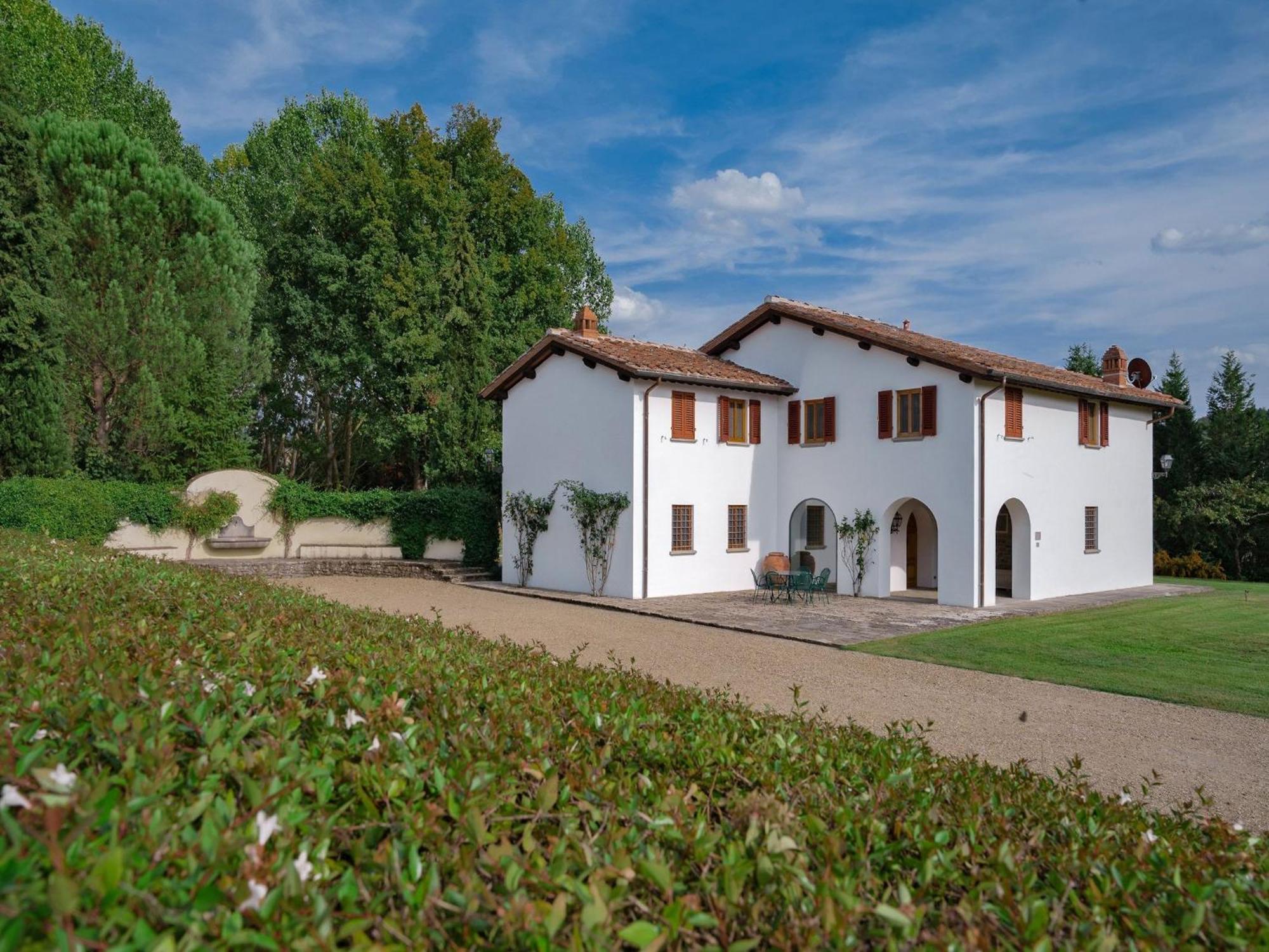Restful Holiday Home In Reggello With Swimming Pool Exterior photo