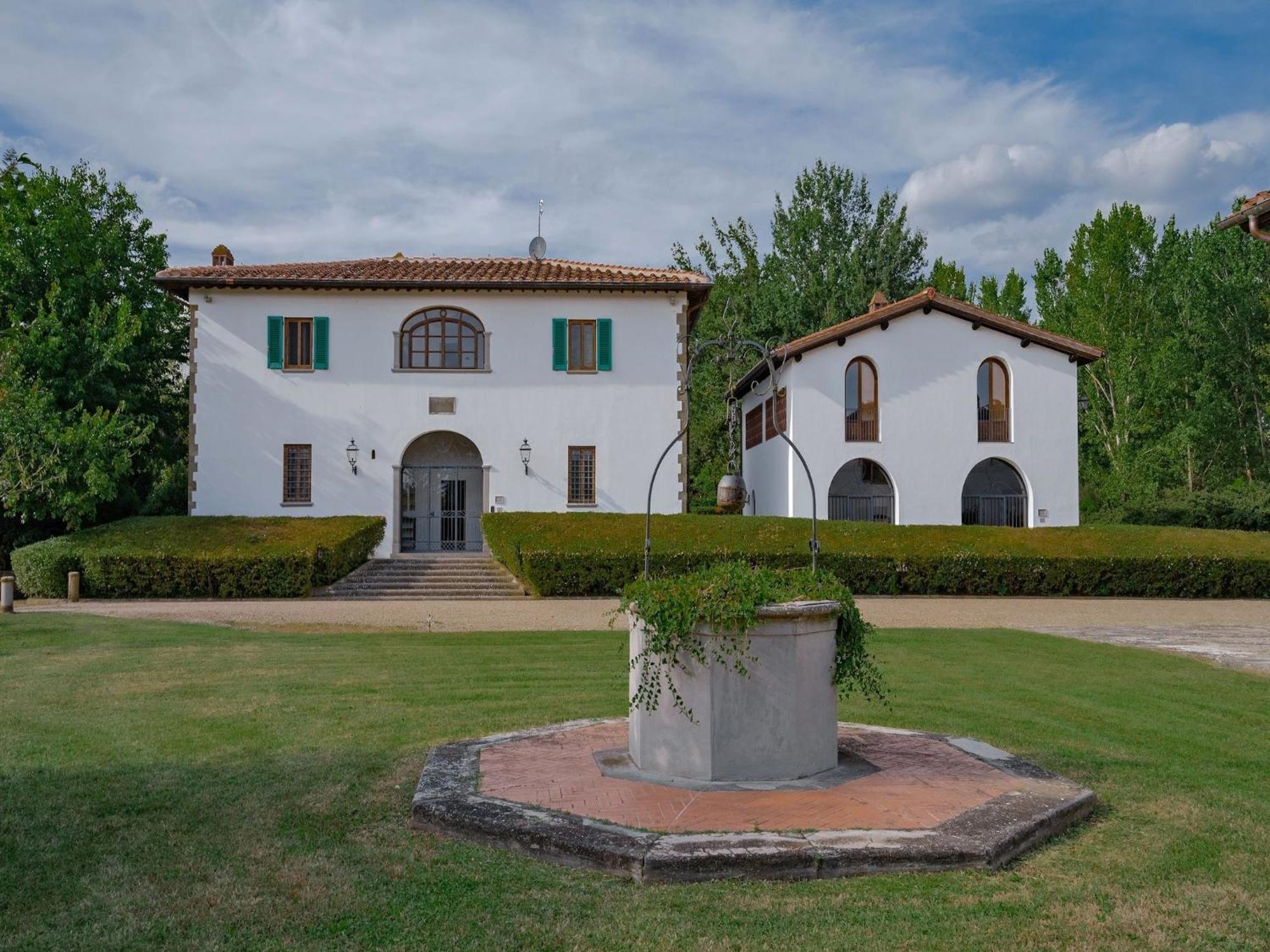 Restful Holiday Home In Reggello With Swimming Pool Exterior photo