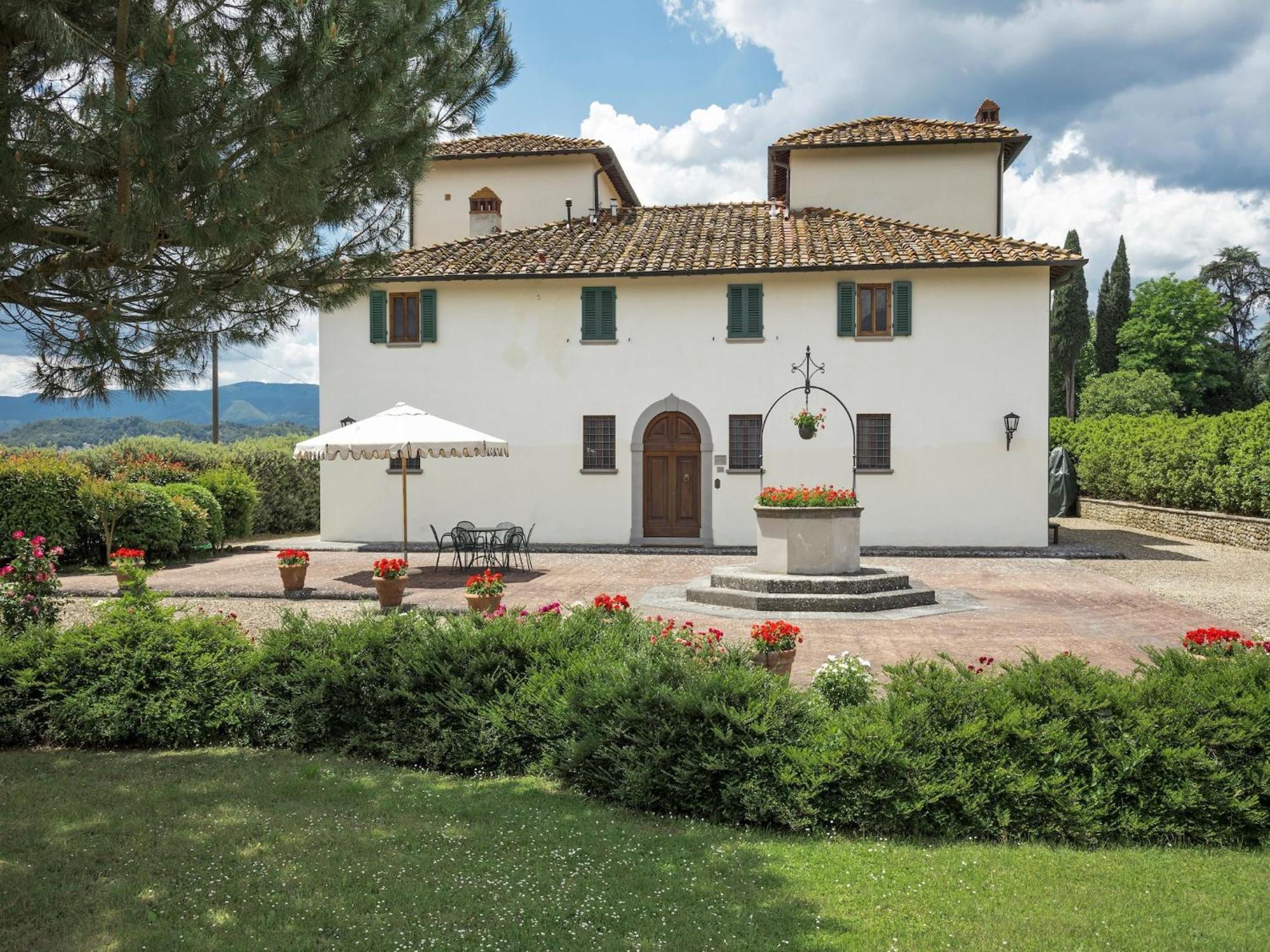Restful Holiday Home In Reggello With Swimming Pool Exterior photo