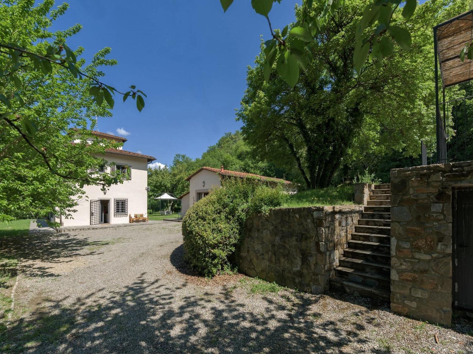 Restful Holiday Home In Reggello With Swimming Pool Exterior photo