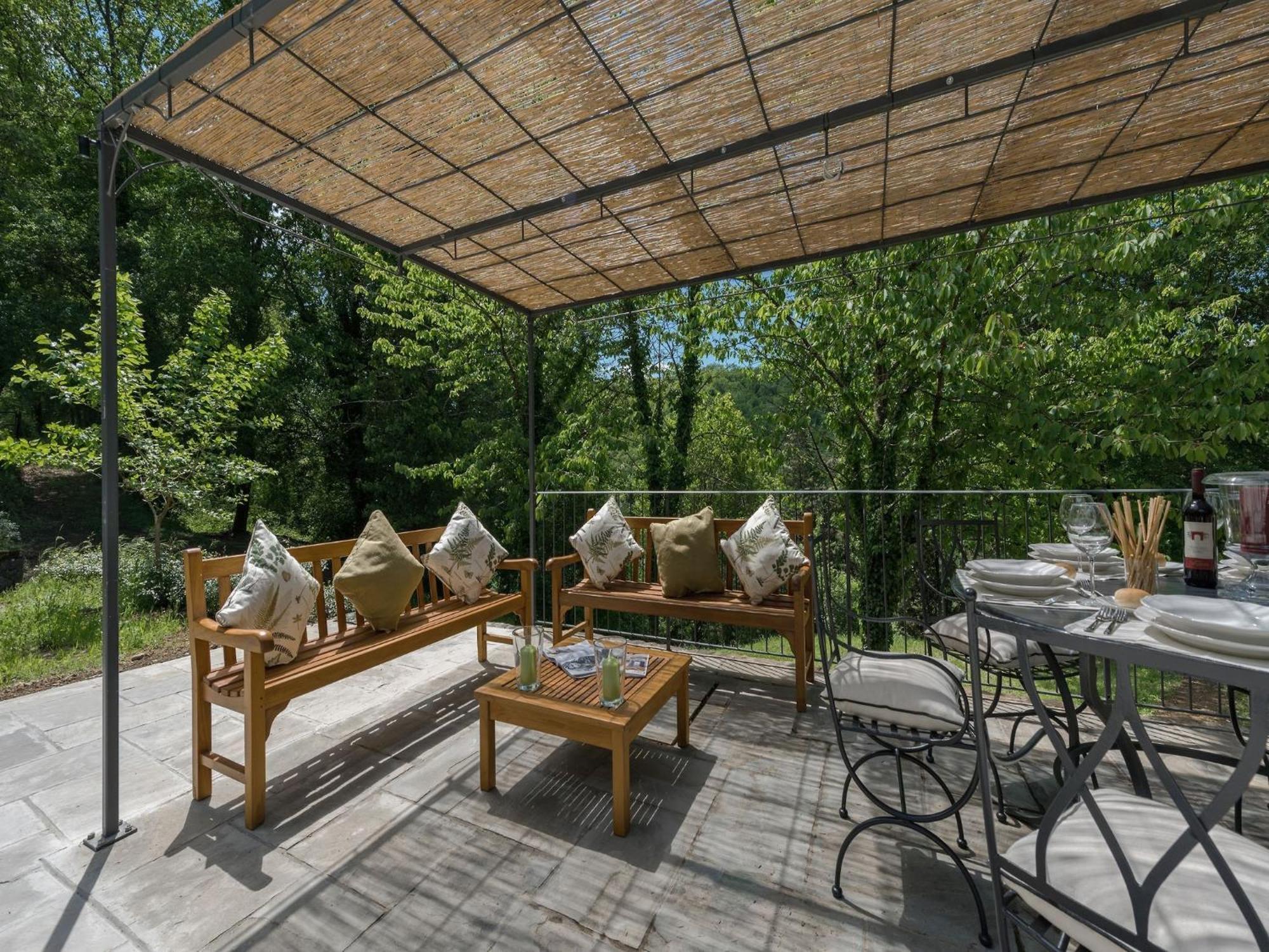 Restful Holiday Home In Reggello With Swimming Pool Exterior photo
